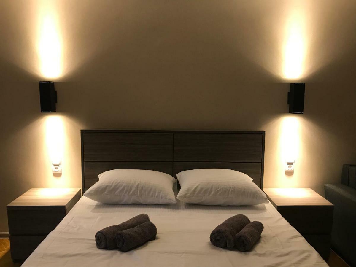 Luxury 4-Bedroom Apartment In The Center Τυφλίδα Εξωτερικό φωτογραφία