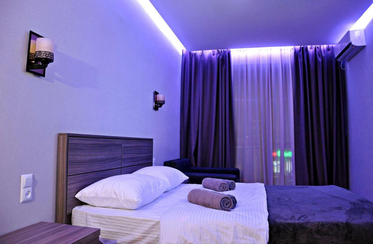 Luxury 4-Bedroom Apartment In The Center Τυφλίδα Εξωτερικό φωτογραφία